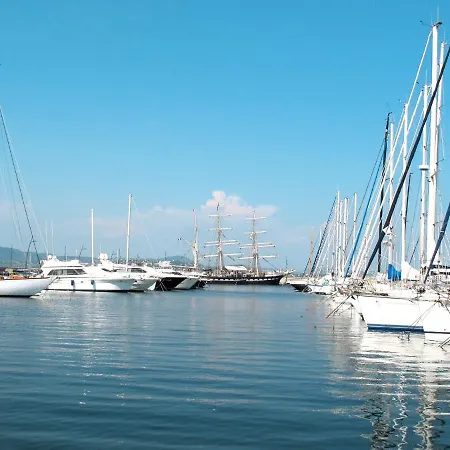 Lejlighed Heraclee-1 By Interhome Saint-Tropez